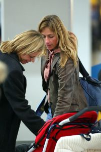 02-01-2004 SHOWBIZZ; Wendy van Dijk op Schiphol:Amsterdam
FOTO: ALBERT DEN ISEGER