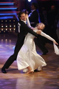 23-04-2006 SHOWBIZZ; 4de RONDE VAN DANCING WITH THE STARS LIVE IN STUDIO 24 TE HILVERSUM. Deze ronde was de swingende samba en de weense wals aan de orde. Vanavond live op tv  de uitslag en de grote vraag is natuurlijk wie komt er volgende week niet meer terug in the Ballroom van studio 24.
foto: Albert den Iseger
