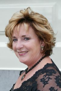 06-10-2003 SHOWBIZZ; BEAU MONDE AWARDS IN AMSTEL HOTEL AMSTERDAM.
Foto: Albert den Iseger