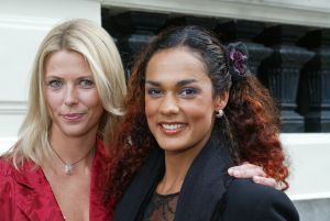 06-10-2003 SHOWBIZZ; BEAU MONDE AWARDS IN AMSTEL HOTEL AMSTERDAM.
Foto: Albert den Iseger