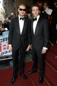 27-04-2006 SHOWBIZZ; MISSION IMPOSSIBLE-ACTEURS BIJ NEDERLANDES PREMIERE TE AMSTERDAM. Drie acteurs uit Mission Impossible 111 waren naar Tuschinski gekomen om de premiere bij te wonen in plaats van hoofrol speler en producent Tom Cruise die zijn baby belangrijker vond dan promotie te maken voor zijn film in Nederland. Daarom waren hier Jonathan Rhys Meyers, Keri Russell en Maggie Q.aanwezig. Nederlandse sterren lieten het massaal afweten, slechts een  handje vol met vooral soapies waren aanwezig bij deze premiere.
foto: Albert den Iseger.