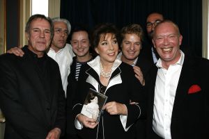 04-04-2006 SHOWBIZZ; ALLE SUCCESSEN VAN CORRY BROKKEN OP EEN DVD. Gisteren werd in Carre de eerste dvd uitgereikt aan Corry Brokken door Frank Mulder. De dvd EEN AVONDJE UIT MET CORRY BROKKEN is een schitterend document geworden van deze onvergetelijke zangeres. Vele hoogtepunten uit de carriere van Corry Brokken staan op deze dvd zoals het winnende nummer van Corry Brokken    NET ALS TOEN  tijdens het Eurovisie songfestival 1957.Vele andere hit successen van Corry staan ook op deze dvd o.a. Heel de Wereld, La Mama, Milord, Mijn Ideaal enz. enz. Vanaf 23 April a.s. zal Corry Brokken als gastvedette met Purper in de Nederlamdse theaters optreden in het programma   Purper 100 jaar , een vooruitblik samen met oa. Frans Mulder, Erik Brey, Jos Brink en Tony Neef.
foto: Albert den Iseger.