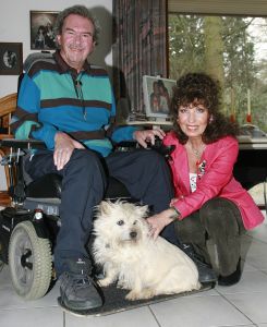 23-02-2007 SHOWBIZZ; COBY MOL EN HENNY VAN VOSKUYLEN NOG STEEDS EEN GELUKKIG PAAR. Beter bekend als de Kermisklanten leven Coby en Henny nog steeds een zeer gelukkig leven ondanks de ziekte van Henny.
foto: Albert den Iseger.