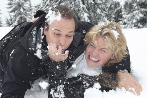 9-04-2008 SHOWBIZZ; MUZIEK, FEESTEN, LACHEN, GENIETEN EN VEEL SNEEUW. Het was weer een groots feest voor de grootste familie van Nederland de Trosfamilie. Het Tros muziekfeest brengt je vanuit Westendorf een spetterend feest met het programma Blij dat ik glij en het  Muziekfeest in de sneeuw. De Tros gasten werden getrakteerd op oa. Frans Bauer- Thomas Berge - Wolter Kroes - Jan Smit - Charlene - Rene Froger - Corry Konings - Jeroen v.d.Boom en vele anderen. Wil je 2.5 uur  genieten van een gezellig avondje Tros met Nederlandse muziek kijk dan vrijdag 11 April naar Nederland 1.
foto: Albert den Iseger.