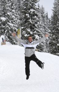 9-04-2008 SHOWBIZZ; MUZIEK, FEESTEN, LACHEN, GENIETEN EN VEEL SNEEUW. Het was weer een groots feest voor de grootste familie van Nederland de Trosfamilie. Het Tros muziekfeest brengt je vanuit Westendorf een spetterend feest met het programma Blij dat ik glij en het  Muziekfeest in de sneeuw. De Tros gasten werden getrakteerd op oa. Frans Bauer- Thomas Berge - Wolter Kroes - Jan Smit - Charlene - Rene Froger - Corry Konings - Jeroen v.d.Boom en vele anderen. Wil je 2.5 uur  genieten van een gezellig avondje Tros met Nederlandse muziek kijk dan vrijdag 11 April naar Nederland 1.
foto: Albert den Iseger.