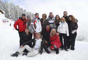 9-04-2008 SHOWBIZZ; MUZIEK, FEESTEN, LACHEN, GENIETEN EN VEEL SNEEUW. Het was weer een groots feest voor de grootste familie van Nederland de Trosfamilie. Het Tros muziekfeest brengt je vanuit Westendorf een spetterend feest met het programma Blij dat ik glij en het  Muziekfeest in de sneeuw. De Tros gasten werden getrakteerd op oa. Frans Bauer- Thomas Berge - Wolter Kroes - Jan Smit - Charlene - Rene Froger - Corry Konings - Jeroen v.d.Boom en vele anderen. Wil je 2.5 uur  genieten van een gezellig avondje Tros met Nederlandse muziek kijk dan vrijdag 11 April naar Nederland 1.
foto: Albert den Iseger.