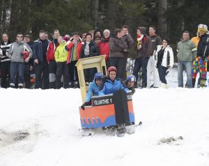 9-04-2008 SHOWBIZZ; MUZIEK, FEESTEN, LACHEN, GENIETEN EN VEEL SNEEUW. Het was weer een groots feest voor de grootste familie van Nederland de Trosfamilie. Het Tros muziekfeest brengt je vanuit Westendorf een spetterend feest met het programma Blij dat ik glij en het  Muziekfeest in de sneeuw. De Tros gasten werden getrakteerd op oa. Frans Bauer- Thomas Berge - Wolter Kroes - Jan Smit - Charlene - Rene Froger - Corry Konings - Jeroen v.d.Boom en vele anderen. Wil je 2.5 uur  genieten van een gezellig avondje Tros met Nederlandse muziek kijk dan vrijdag 11 April naar Nederland 1.
foto: Albert den Iseger.