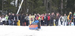 9-04-2008 SHOWBIZZ; MUZIEK, FEESTEN, LACHEN, GENIETEN EN VEEL SNEEUW. Het was weer een groots feest voor de grootste familie van Nederland de Trosfamilie. Het Tros muziekfeest brengt je vanuit Westendorf een spetterend feest met het programma Blij dat ik glij en het  Muziekfeest in de sneeuw. De Tros gasten werden getrakteerd op oa. Frans Bauer- Thomas Berge - Wolter Kroes - Jan Smit - Charlene - Rene Froger - Corry Konings - Jeroen v.d.Boom en vele anderen. Wil je 2.5 uur  genieten van een gezellig avondje Tros met Nederlandse muziek kijk dan vrijdag 11 April naar Nederland 1.
foto: Albert den Iseger.