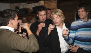 9-04-2008 SHOWBIZZ; MUZIEK, FEESTEN, LACHEN, GENIETEN EN VEEL SNEEUW. Het was weer een groots feest voor de grootste familie van Nederland de Trosfamilie. Het Tros muziekfeest brengt je vanuit Westendorf een spetterend feest met het programma Blij dat ik glij en het  Muziekfeest in de sneeuw. De Tros gasten werden getrakteerd op oa. Frans Bauer- Thomas Berge - Wolter Kroes - Jan Smit - Charlene - Rene Froger - Corry Konings - Jeroen v.d.Boom en vele anderen. Wil je 2.5 uur  genieten van een gezellig avondje Tros met Nederlandse muziek kijk dan vrijdag 11 April naar Nederland 1.
foto: Albert den Iseger.
