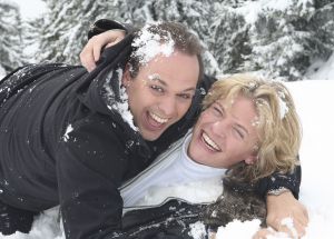 9-04-2008 SHOWBIZZ; MUZIEK, FEESTEN, LACHEN, GENIETEN EN VEEL SNEEUW. Het was weer een groots feest voor de grootste familie van Nederland de Trosfamilie. Het Tros muziekfeest brengt je vanuit Westendorf een spetterend feest met het programma Blij dat ik glij en het  Muziekfeest in de sneeuw. De Tros gasten werden getrakteerd op oa. Frans Bauer- Thomas Berge - Wolter Kroes - Jan Smit - Charlene - Rene Froger - Corry Konings - Jeroen v.d.Boom en vele anderen. Wil je 2.5 uur  genieten van een gezellig avondje Tros met Nederlandse muziek kijk dan vrijdag 11 April naar Nederland 1.
foto: Albert den Iseger.