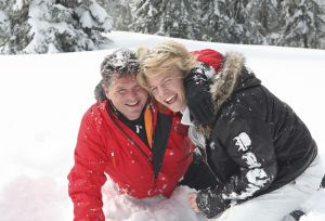 9-04-2008 SHOWBIZZ; MUZIEK, FEESTEN, LACHEN, GENIETEN EN VEEL SNEEUW. Het was weer een groots feest voor de grootste familie van Nederland de Trosfamilie. Het Tros muziekfeest brengt je vanuit Westendorf een spetterend feest met het programma Blij dat ik glij en het  Muziekfeest in de sneeuw. De Tros gasten werden getrakteerd op oa. Frans Bauer- Thomas Berge - Wolter Kroes - Jan Smit - Charlene - Rene Froger - Corry Konings - Jeroen v.d.Boom en vele anderen. Wil je 2.5 uur  genieten van een gezellig avondje Tros met Nederlandse muziek kijk dan vrijdag 11 April naar Nederland 1.
foto: Albert den Iseger.