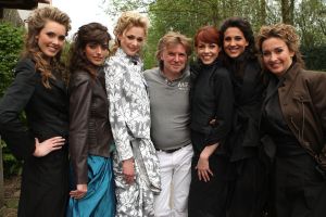 18-04-2009 SHOWBIZZ; FASHIONSHOW VAN ERNY VAN REIJMERSDAL IN HET ARCHEON. In de wereld van de geschiedenis bracht Erny van Reijmersdal THE JOURNEY IS THE DESTINATION  fashionshow. Een collectie met de romantiek van de Amerikaanse prairie en de mystiek van Noord Afrika. Het decor van de film Hidalgo. Een typische Erny collectie die stoer en verrassend is, puur vrouwelijk en van prachtige materialen is gemaakt. The Erny van Reijmersdal Summer collection 2009 mag meer dan gezien worden.
foto: Albert den Iseger.