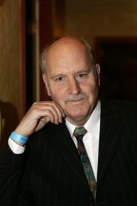 12-04-2010 SHOWBIZZ; HENK GEELS TENGEVOLGE VAN VERKEERSONGELUK OVERLEDEN. Henk Geels is vandaag omgekomen bij een verkeersongeluk nabij Schagen. Henk Geels verzorgde vele jaren het management van oa. Gerard Joling en Marco Borsato. Henk werd in een invalidebusje vervoerd naar de dagopvang van een verpleeghuis toen het noodlot toe sloeg, het busje raakte van de weg en sloeg over de kop, raakte een boom en kwam tot stilstand in een greppel.De bus had zeven inzittende, Henk en nog een inzittende overleden ter plekke. De anderen raakte gewond waarvan drie mensen ernstig. Henk was al geruime tijd ziek en zijn vrouw Carla had de leiding over de zaak.
foto: Albert den Iseger.
 