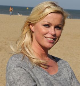 12-04-2012 SHOWBIZZ; BRIDGET MAASLAND IS WEER VERLIEFD. Bridget en haar nieuwe liefde Pieter troffen wij aan op Gran Canaria. Bridget Maasland en Pieter van Schaik genieten van alle mooie dingen van het leven op het zon overgoten Gran Canaria.
foto: Albert den Iseger