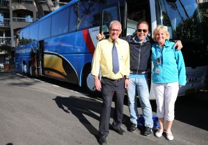 28-04-2014 SHOWBIZZ; FRANS EN MARISKA BAUER VIEREN VAKANTIE IN ZUID FRANKRIJK. Maar ze namen wel 104 fans mee om samen te genieten van 1 week aan de Cote de Azur. 
foto: Albert den Iseger.