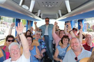 30-04-2014 SHOWBIZZ; FRANS_MARISKA EN DORUS BAUER IN MONTE CARLO MET 104 FANS.
foto: Albert den Iseger