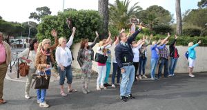 28-04-2014 SHOWBIZZ; FRANS EN MARISKA BAUER VIEREN VAKANTIE IN ZUID FRANKRIJK. Maar ze namen wel 104 fans mee om samen te genieten van 1 week aan de Cote de Azur. 
foto: Albert den Iseger.