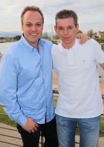 28-04-2014 SHOWBIZZ; FRANS EN MARISKA BAUER VIEREN VAKANTIE IN ZUID FRANKRIJK. Maar ze namen wel 104 fans mee om samen te genieten van 1 week aan de Cote de Azur. 
foto: Albert den Iseger.