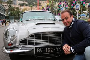 23-04-2014 SHOWBIZZ: FRANS EN MARISKA BAUER OP VAKANTIE AAN DE COTE DE AZUR.
Samen lekker even een weekje niks, gewoon gezellig lekker eten, slapen bij Van der Valk in Saint Aygulf en slenteren op het strand, maar we vergeten niet onze fans. Daarom nemen we gewoon 104 echte BAUER fans mee naar Zuid Frankrijk. Prive vloog mee en maakte een mooie reportage.
foto: Albert den Iseger.