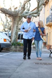 28-04-2014 SHOWBIZZ; FRANS EN MARISKA BAUER VIEREN VAKANTIE IN ZUID FRANKRIJK. Maar ze namen wel 104 fans mee om samen te genieten van 1 week aan de Cote de Azur. 
foto: Albert den Iseger.28-04-2014 SHOWBIZZ; FRANS EN MARISKA BAUER VIEREN VAKANTIE IN ZUID FRANKRIJK. Maar ze namen wel 104 fans mee om samen te genieten van 1 week aan de Cote de Azur. 
foto: Albert den Iseger.