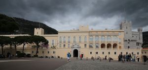 30-04-2014 SHOWBIZZ; FRANS_MARISKA EN DORUS BAUER IN MONTE CARLO MET 104 FANS.
foto: Albert den Iseger