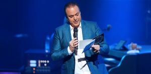 07-04-2018 SHOWBIZZ; FRANS BAUER TOUR DE FRANS IN NEDERLAND EN BELGIE. Een uitverkocht succes zijn de concerten van Frans Bauer in Nederland en Belgie, DE TOUR DE FRANS concerten. Een verslag van een van deze concerten ziet u in deze fotoreportage.
foto: Albert den Iseger