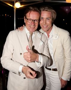 13-04-2019 SHOWBIZZ; HANS KLOK NEEMT AFSCHEID VAN VRIENDEN EN FAMILIE MET FEESTJE IN BLOEMENDAAL, NU NAAR LAS VEGAS. Hans en zijn partner Dann gaan binnenkort naar Las Vegas, een nieuwe toekomst en een nieuwe uitdaging.
foto: Albert den Iseger