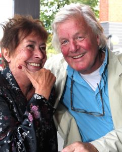 08-04-2022 SHOWBIZZ; JOHN VAN DE REST IS OVERLEDEN. De voormalig TOP regisseur is op 06-04-2022 overleden. De echtgenoot van Josine van Dalsum laat zoon Aram en dochter Thijsje achter in groot verdriet.
foto: Albert den Iseger
