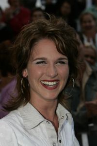 25-08-2005 SHOWBIZZ; BIG BROTHER IS BEGONNEN GISTEREN WAS DE KICK OFF IN AALSMEER. Chantal-Dido-Rob-Lieske-Ingrid-Roel-Joost-Linda-Menno-Tanja-Nathalie en Rikkert dat zijn de nieuwe bewoners van het prachtige Big Brother huis wat is gebouwd op het terrein van studio Aalsmeer. Vanavond sloot de deur achter de 12 deelnemers van de race om het grote geld. Na 3 maanden zullen we weten wie de gelukkige zal zijn en de buit mag ontvangen.Ruud de Wild en Bridget Maasland zullen gedurende deze periode de mensen zijn die ons elke dag op de hoogte gaan houden van wat er plaats vindt in het Big Brother huis.Ook de zwangere Tanja was vast beraden om in het huis te gaan bevallen.
foto: Albert den Iseger.