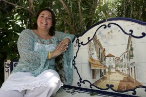26-08-2005 SHOWBIZZ; NATHALIE HAZES VERTELT HAAR VERHAAL IN MARBELLA SPANJE: Nathalie Hazes met zoon Duncan en man Remco zijn op vakantie in Spanje op uitnodiging van weekblad Prive.Nathalie vertelt alles over haar relatie met vader Andre en alles over delaatste jaren van de onvergetelijke hitzanger.
foto: Albert den Iseger.