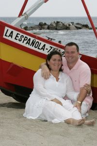 26-08-2005 SHOWBIZZ; NATHALIE HAZES VERTELT HAAR VERHAAL IN MARBELLA SPANJE: Nathalie Hazes met zoon Duncan en man Remco zijn op vakantie in Spanje op uitnodiging van weekblad Prive.Nathalie vertelt alles over haar relatie met vader Andre en alles over delaatste jaren van de onvergetelijke hitzanger.
foto: Albert den Iseger.