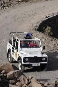 13-08-2006 SHOWBIZZ; FRANS BAUER EN FAMILIE OP VAKANTIE IN SPANJE. Frans_ Mariska en de kinderen waren heerlijk op vakantie op de Canarische Eilanden. Na een zeer drukke periode voor Frans was het tijd om te genieten van zijn gezin.Wij waren erbij en maakte een prachtige fotoreportage. Deze week het exclusieve verhaal in de Prive.
foto: Albert den Iseger.