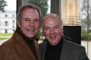 17-08-2007 SHOWBIZZ; DE 65 JARIGE JOS BRINK OVERLEDEN. Jos Brink is vanmiddag in het ziekenhuis van Amsterdam overleden. Hij is 65 jaar geworden. Eind vorige maand werd er darmkanker ondekt met uitzaaingen oa. in de longen en been. 
Jos Brink werd op 19 juni 1942 in Heiloo geboren. Hij verwierf grote bekendheid als acteur,schrijver,predikant, cabaretier,musicalster en tv presentator in die laatste hoedanigheid kuste hij Koningin Juliana publiekelijk wat in 1979 een sensatie was.
Dit jaar ging Jos nog met een team van weekblad Prive en veel vrienden op bezoek in paleis Soestdijk. Het werd een regenachtige maar humorvolle dag. Jos was de ster, de gastheer en de grote vertel meester. Deze dag zullen vele van zijn vrienden nooit meer vergeten.Dze dag zal onvergeetbaar zijn voor, Ronnie Tober, Anneke Gronloh,Willeke Alberti,Sandra Reemer zijn koepoekje, Anny Schilder,Corine Boon,Viola Holt, Benny Neyman,Saskia en Serge.Lodewijk Hoekstra,Evert Santegoeds, Jan Uriot en Ivonne Hoebe.
foto: Albert den Iseger.