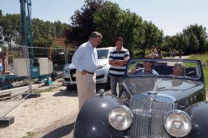 08-08-2007 SHOWBIZZ; PRINS LAURENT VAN BELGIE MET GEZIN OP VAKANTIE IN NEDERLAND. Prins Laurent van Belgie met prinses Claire en dochter Louise en tweeling Nicolas en Aymeric op vakantie in het prachtige zeeuwse land. Wij spraken Prins Laurent op zijn vakantie adres en maakten een mooie foto reportage. Het verhaal en de exclusieve foto s deze week in uw weekblad Prive nr.32.
foto: Albert den Iseger.