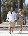 07-08-2008 SHOWBIZZ; RONNEY ROSENBAUM EN TATJANA SIMIC EEN VERLIEFD PAAR DIE HOPEN ALSNOG OP EEN LIEFDESBABY. Wij waren op visite bij het verliefde paar in Marbella en genoten van hun gastvrijheid en hun oprechte verhaal dat deze week in uw weekblad Prive word gepubliceerd.
foto: Albert den Iseger.