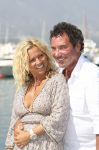 07-08-2008 SHOWBIZZ; RONNEY ROSENBAUM EN TATJANA SIMIC EEN VERLIEFD PAAR DIE HOPEN ALSNOG OP EEN LIEFDESBABY. Wij waren op visite bij het verliefde paar in Marbella en genoten van hun gastvrijheid en hun oprechte verhaal dat deze week in uw weekblad Prive word gepubliceerd.
foto: Albert den Iseger.