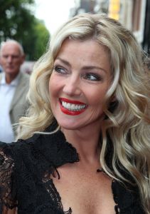 09-08-2010 SHOWBIZZ; CRAZY SHOPPING PREMIERE IN CARRE AMSTERDAM. Het schijnt de verrassing te worden van dit seizoen CRAZY SHOPPING de musical. Met oa. Miranda van Kralingen-Antje Montero-Casey Francisco-Carolina Mout en Tony Neef. Een Hilarische show die je blij moet maken. De kritieken waren niet al te best voor deze vooral verrassende musical.
foto: Albert den Iseger