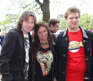 03-08-2011 SHOWBIZZ; CIRCUS HURRICANE IS HANS KLOK_S  NIEUWE UITDAGING IN THEATER CARRE. In samenwerking met STARDUST CIRCUS INTERNATIONAL BV. van Henk van der Meijden en Monica Strotrman presenteerd Hans Klok elke avond een waanzigge magic show. Zondag 31 Juli was de premiere en vele bekenden kwamen even naar de MAGIC Show van Hans.
foto: Albert den Iseger