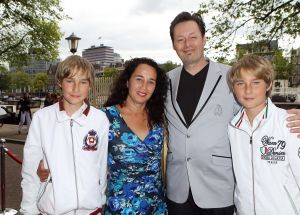 03-08-2011 SHOWBIZZ; CIRCUS HURRICANE IS HANS KLOK_S  NIEUWE UITDAGING IN THEATER CARRE. In samenwerking met STARDUST CIRCUS INTERNATIONAL BV. van Henk van der Meijden en Monica Strotrman presenteerd Hans Klok elke avond een waanzigge magic show. Zondag 31 Juli was de premiere en vele bekenden kwamen even naar de MAGIC Show van Hans.
foto: Albert den Iseger