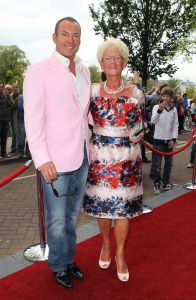 03-08-2011 SHOWBIZZ; CIRCUS HURRICANE IS HANS KLOK_S  NIEUWE UITDAGING IN THEATER CARRE. In samenwerking met STARDUST CIRCUS INTERNATIONAL BV. van Henk van der Meijden en Monica Strotrman presenteerd Hans Klok elke avond een waanzigge magic show. Zondag 31 Juli was de premiere en vele bekenden kwamen even naar de MAGIC Show van Hans.
foto: Albert den Iseger