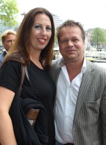 03-08-2011 SHOWBIZZ; CIRCUS HURRICANE IS HANS KLOK_S  NIEUWE UITDAGING IN THEATER CARRE. In samenwerking met STARDUST CIRCUS INTERNATIONAL BV. van Henk van der Meijden en Monica Strotrman presenteerd Hans Klok elke avond een waanzigge magic show. Zondag 31 Juli was de premiere en vele bekenden kwamen even naar de MAGIC Show van Hans.
foto: Albert den Iseger