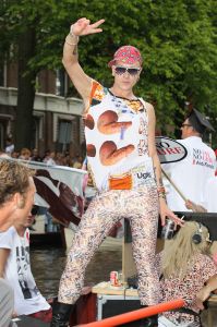 12-08-2012 SHOWBIZZ; GAY PRIDE DOOR AMSTERDAMSE GRACHTEN  WEER DAVEREND SUCCES.
foto: Albert den Iseger