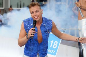 12-08-2012 SHOWBIZZ; GAY PRIDE DOOR AMSTERDAMSE GRACHTEN  WEER DAVEREND SUCCES.
foto: Albert den Iseger