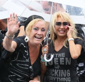 12-08-2012 SHOWBIZZ; GAY PRIDE DOOR AMSTERDAMSE GRACHTEN  WEER DAVEREND SUCCES.
foto: Albert den Iseger
