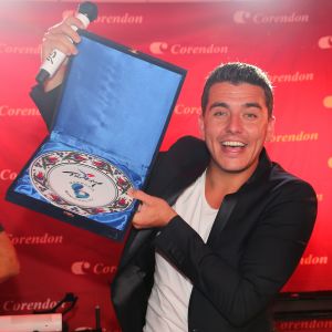 23-08-2014 SHOWBIZZ; JAN SMIT HEEFT AL PLATINA MET NIEUW ALBUM. 