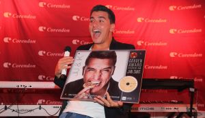 23-08-2014 SHOWBIZZ; JAN SMIT HEEFT AL PLATINA MET NIEUW ALBUM. 