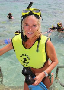 06-08-2014 SHOWBIZZ: DE BAUERS OP VAKANTIE, GROETJES VANAF ARUBA. Frans-Mariska-Christiaan-Jan-Frans Jr. en Lucas Bauer groeten U vanaf ARUBA.
foto: Albert den Iseger06-08-2014 SHOWBIZZ: DE BAUERS OP VAKANTIE, GROETJES VANAF ARUBA. Frans-Mariska-Christiaan-Jan-Frans Jr. en Lucas Bauer groeten U vanaf ARUBA.
foto: Albert den Iseger