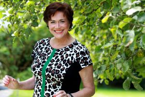 13-08-2014 SHOWBIZZ; TINEKE VERBURG NOG STEEDS EEN WERELD VROUW. Christina Maria Verburg is een omroepster-televisiepresentatrice en geeft presentatie en media trainingen. Tineke is niet op zoek naar een nieuwe liefde maar als het zich voordoet dan.......
Deze week een mooi verhaal over Tineke in weekblad PRIVE.
foto: Albert den Iseger