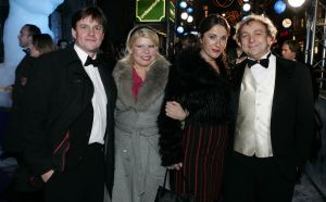22-12-2005 SHOWBIZZ: PREMIERE VAN DE NIEUWE WALT DISNEY FILM NARNIA IN AMSTERDAM. Tal van bekenden bezochten de premiere van de nieuwe Disney film.
foto: Albert den Iseger.
