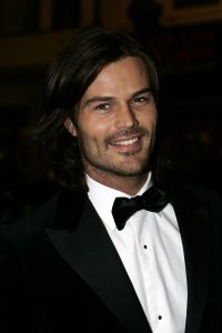 14-12-2005 SHOWBIZZ; PREMIERE VAN FILM KING KONG IN TUSCHINSKI AMSTERDAM. De opkomst van bekend Nederland was voor zo\'n grote film toch terleurstellend te noemen.
foto: Albert den Iseger.